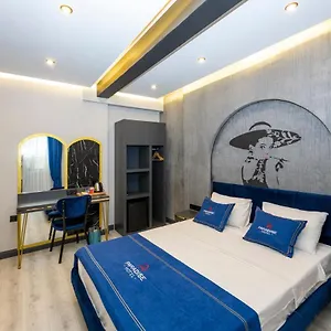 3* Szálloda Paradise